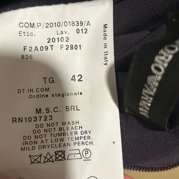 EMPORIO Armani Rosette Appliqué Velvet Dress - Picture 7 of 9